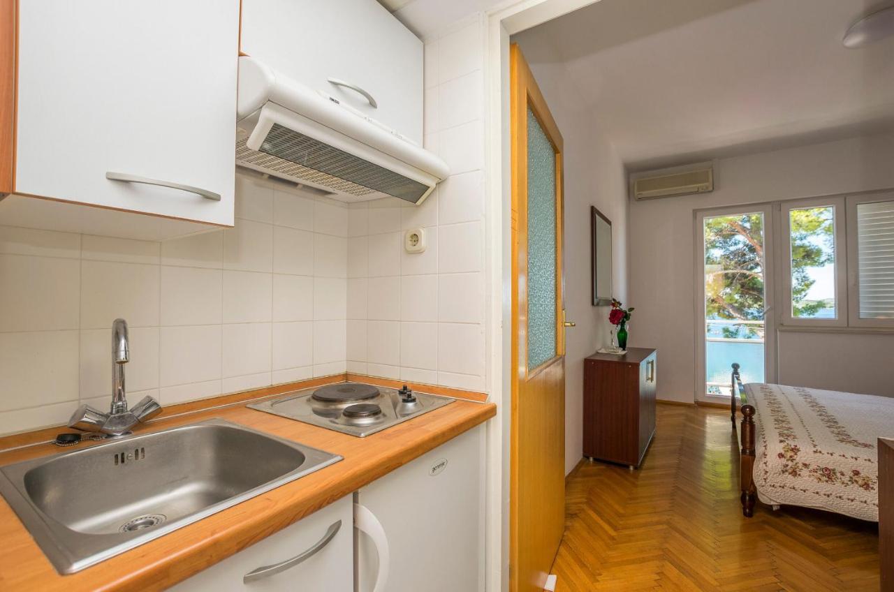 Apartment And Rooms Franka Zaboric Esterno foto