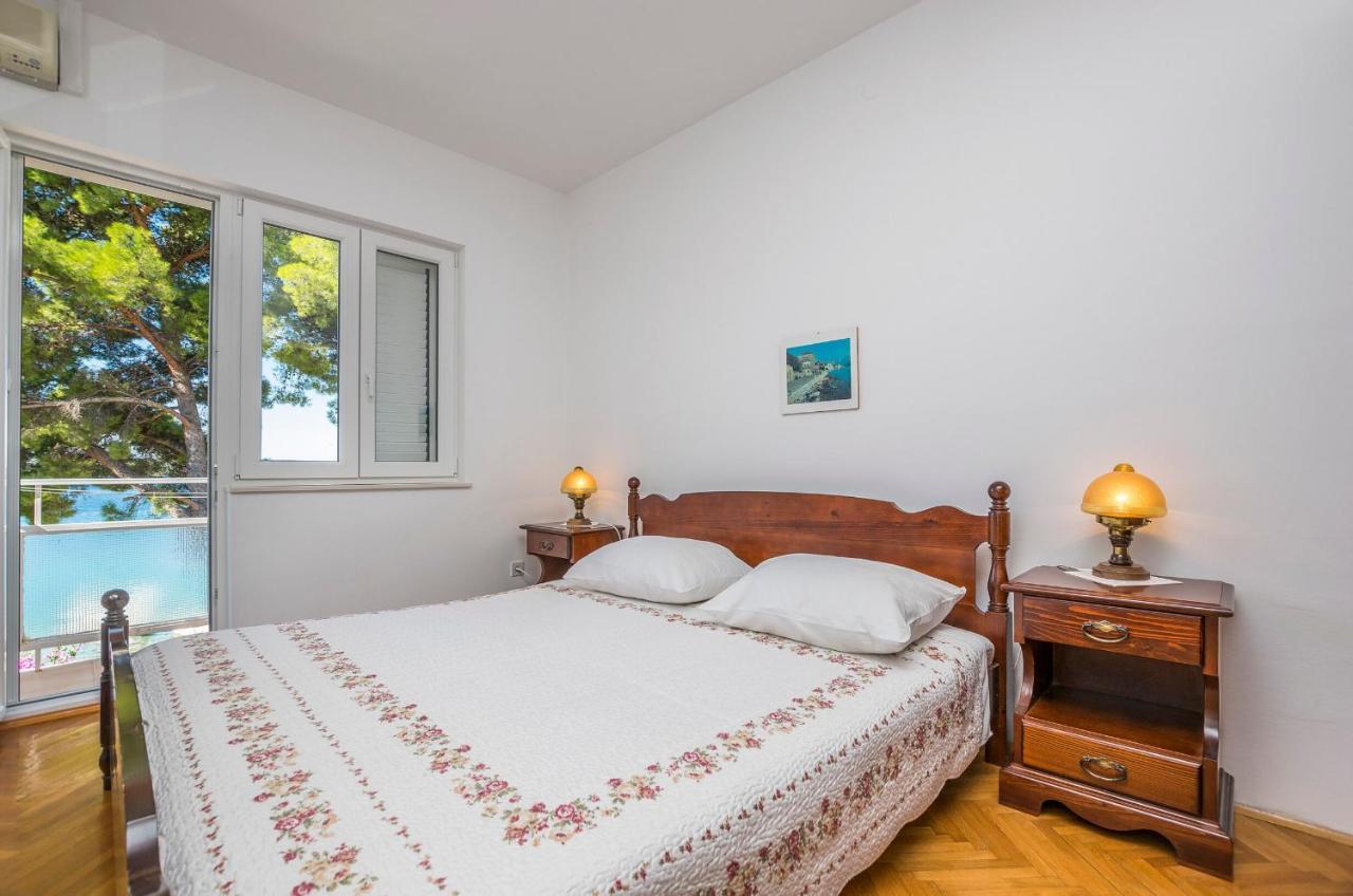 Apartment And Rooms Franka Zaboric Esterno foto